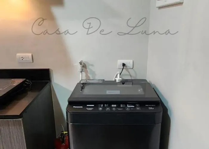 Aparthotel Casa De Luna At Vista Shaw Residences